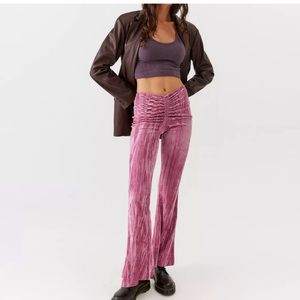 UO Apolonia Velvet Flare Pant Pink Size XS